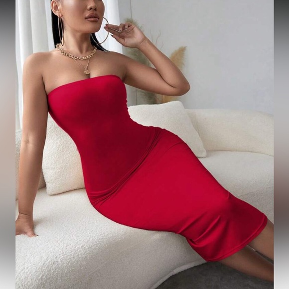 Elegant Gray Strapless Midi Dress - Picture 9 of 14